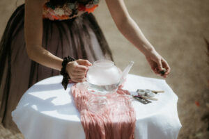 OFFICIANTE-CEREMONIE-LAÏQUE-MARIAGE-INDRE-LOIRE-CHATEAUROUX-TOURS- ORLEANS-BLOIS-BOURGES-36-37-45-41-18