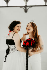 OFFICIANTE-CEREMONIE-LAÏQUE-MARIAGE-INDRE-LOIRE-CHATEAUROUX-TOURS- ORLEANS-BLOIS-BOURGES-36-37-45-41-18