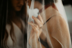 OFFICIANTE-CEREMONIE-LAÏQUE-MARIAGE-INDRE-LOIRE-CHATEAUROUX-TOURS- ORLEANS-BLOIS-BOURGES-36-37-45-41-18
