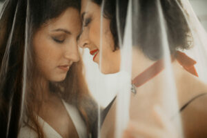 OFFICIANTE-CEREMONIE-LAÏQUE-MARIAGE-INDRE-LOIRE-CHATEAUROUX-TOURS- ORLEANS-BLOIS-BOURGES-36-37-45-41-18