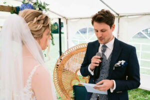 OFFICIANTE-CEREMONIE-LAÏQUE-MARIAGE-INDRE-LOIRE-CHATEAUROUX-TOURS- ORLEANS-BLOIS-BOURGES-36-37-45-41-18