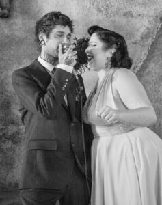 OFFICIANTE-CEREMONIE-LAÏQUE-MARIAGE-INDRE-LOIRE-CHATEAUROUX-TOURS- ORLEANS-BLOIS-BOURGES-36-37-45-41-18